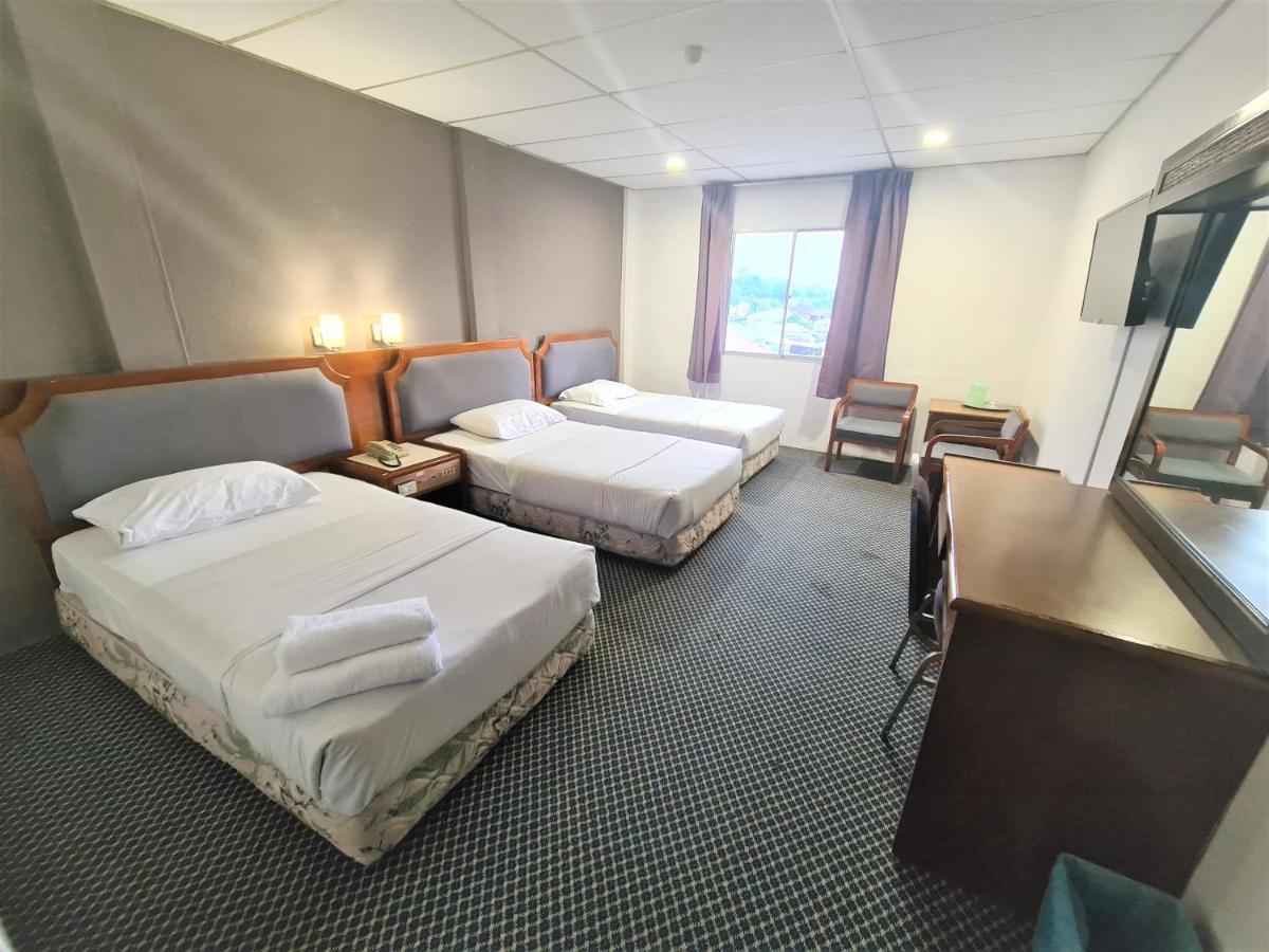 Anika Inn - Keluang Exteriér fotografie