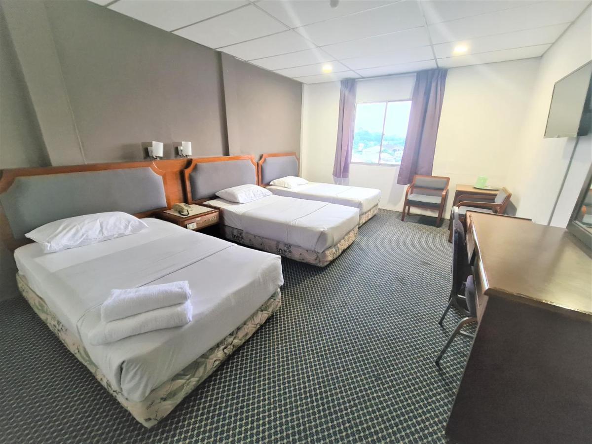Anika Inn - Keluang Exteriér fotografie