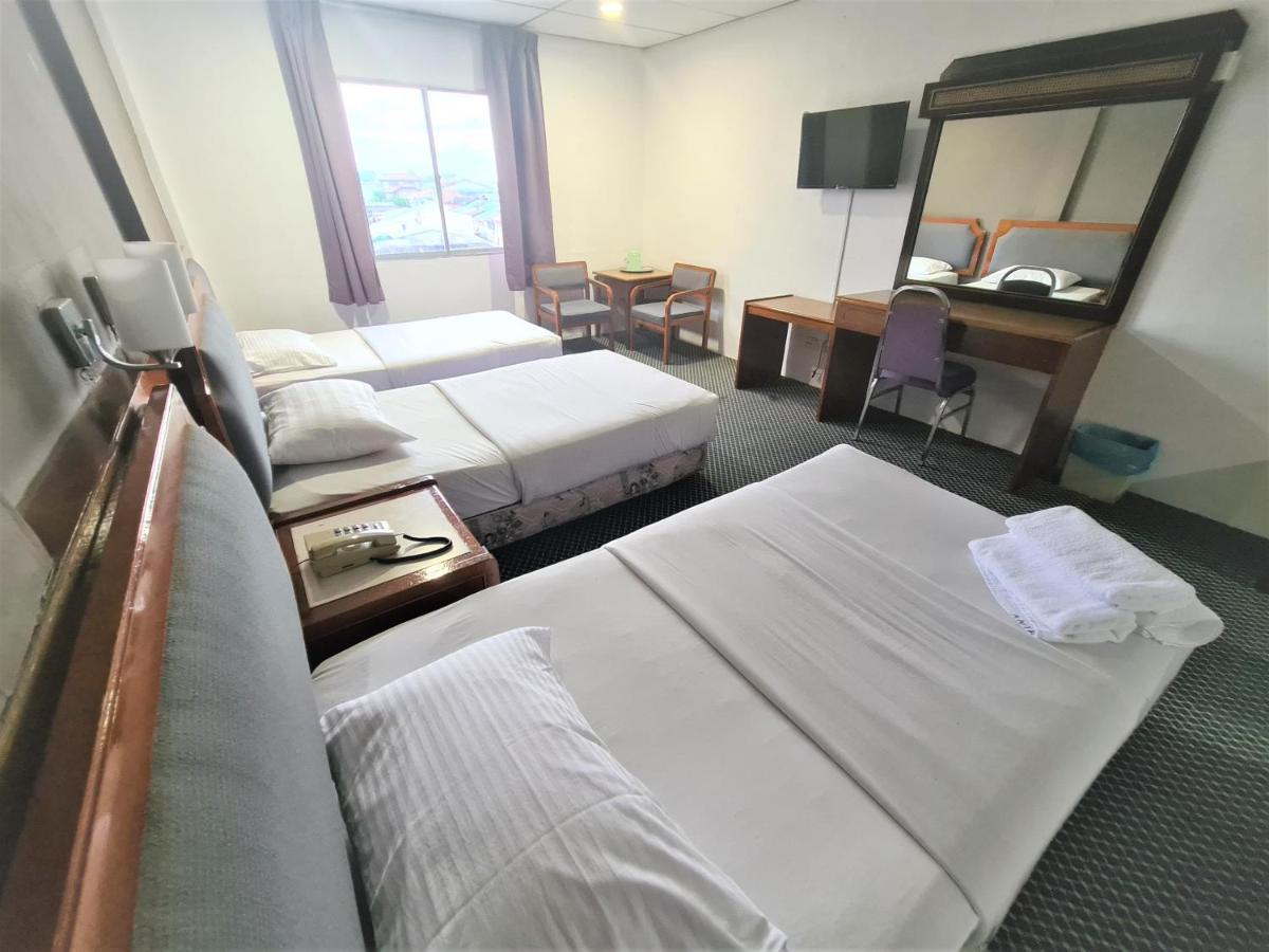 Anika Inn - Keluang Exteriér fotografie
