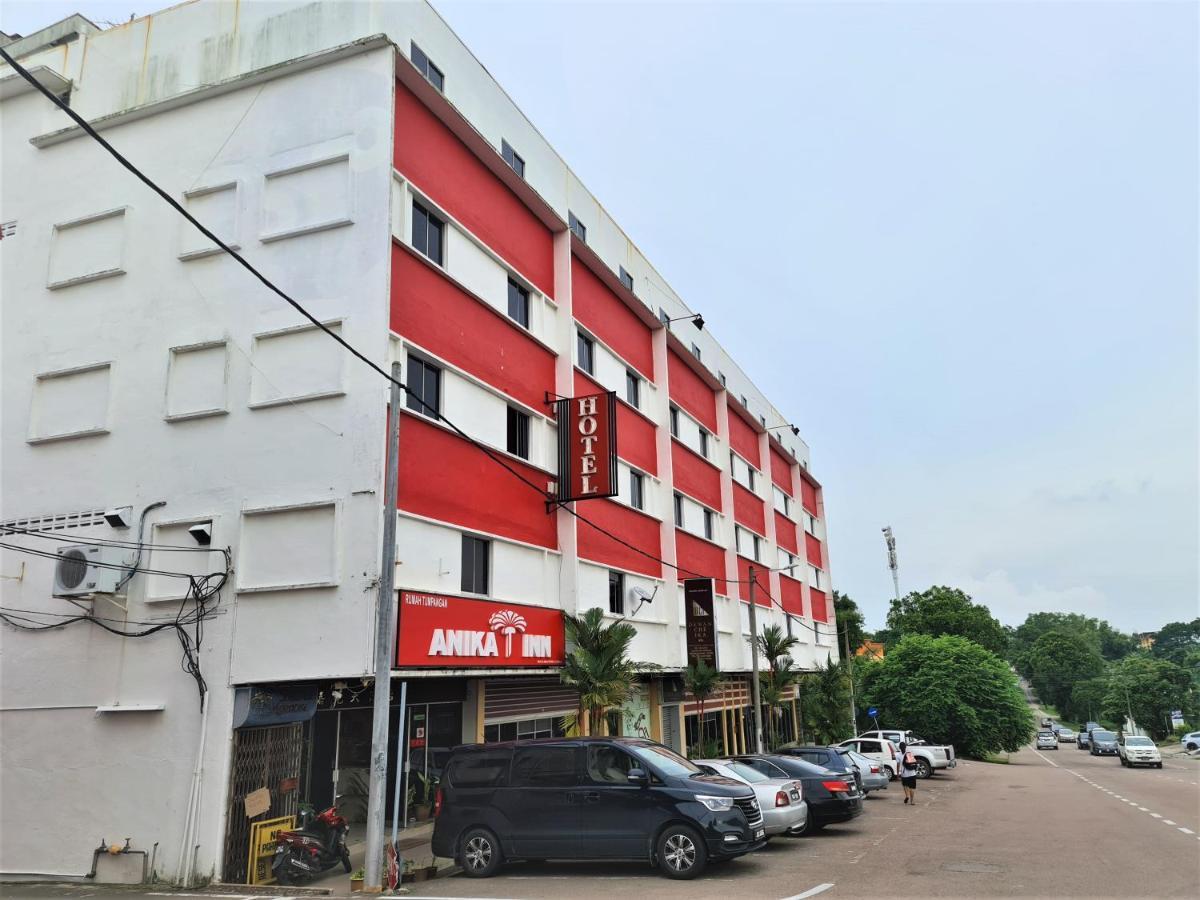 Anika Inn - Keluang Exteriér fotografie