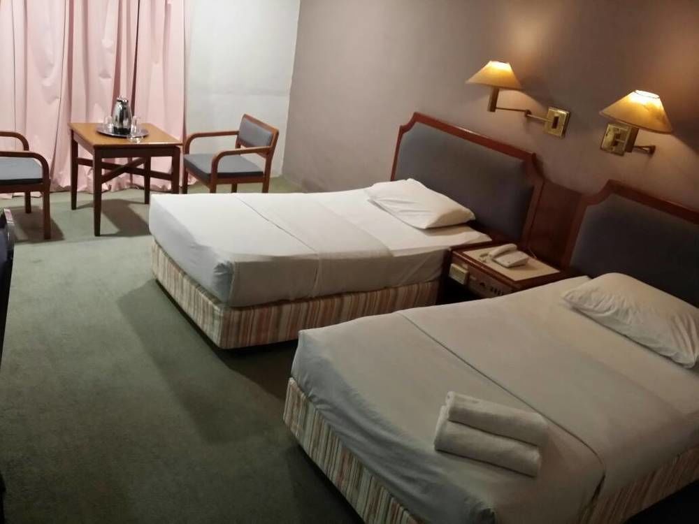 Anika Inn - Keluang Exteriér fotografie