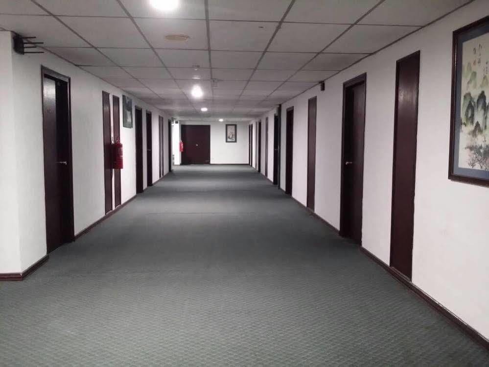 Anika Inn - Keluang Exteriér fotografie